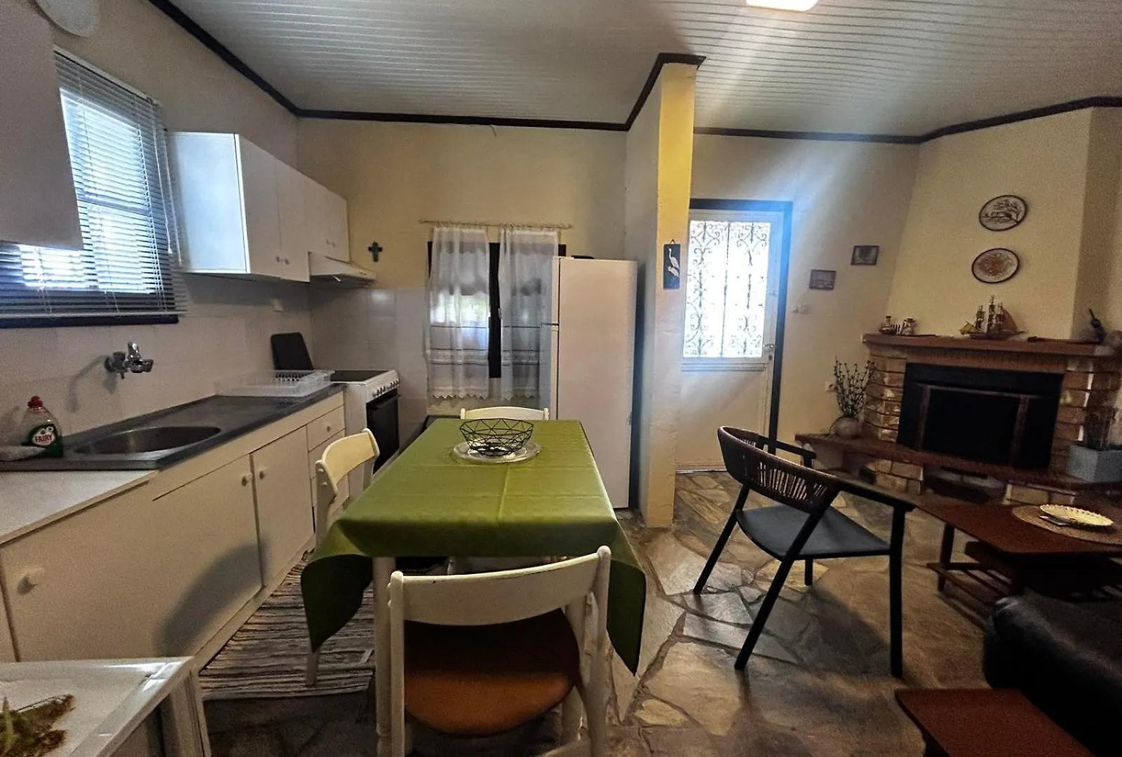 Lidden Tree Cottage Peraía 0*,